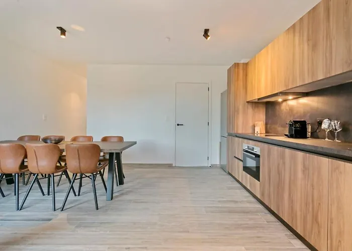 アパート Huswell - Spacious 3 Bedroom With Private Garage