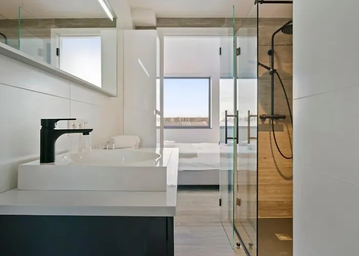 Διαμέρισμα Huswell - Spacious 3 Bedroom With Private Garage